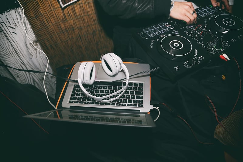 DJ Mixology